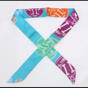 3️⃣3/25 Bag twillies, multipurpose head/neck scarf